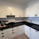 דירה Royal Sun Sitesi ,2 Yatak Odali Deniz Manzarali Daire,iskele Longbeach Iskele District (Northern Cyprus)