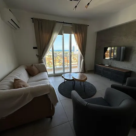 Royal Sun Sitesi ,2 Yatak Odalı Deniz Manzaralı Daire,ıskele Longbeach *