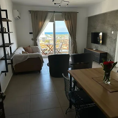 Апартаменты Royal Sun Sitesi ,2 Yatak Odali Deniz Manzarali Daire,iskele Longbeach Iskele District (Northern Cyprus)