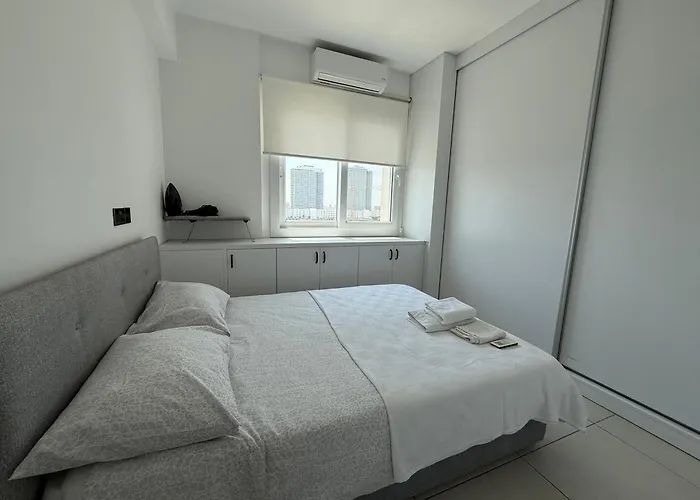 Royal Sun Sitesi ,2 Yatak Odali Deniz Manzarali Daire,iskele Longbeach Iskele District (Northern Cyprus)